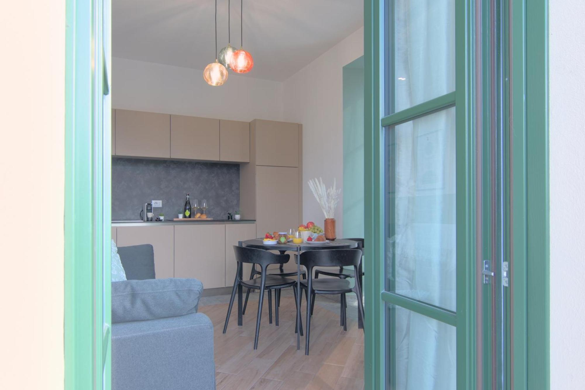 Ca Del Lasco - Modern Apartments In Classic Villa Беллано Екстер'єр фото