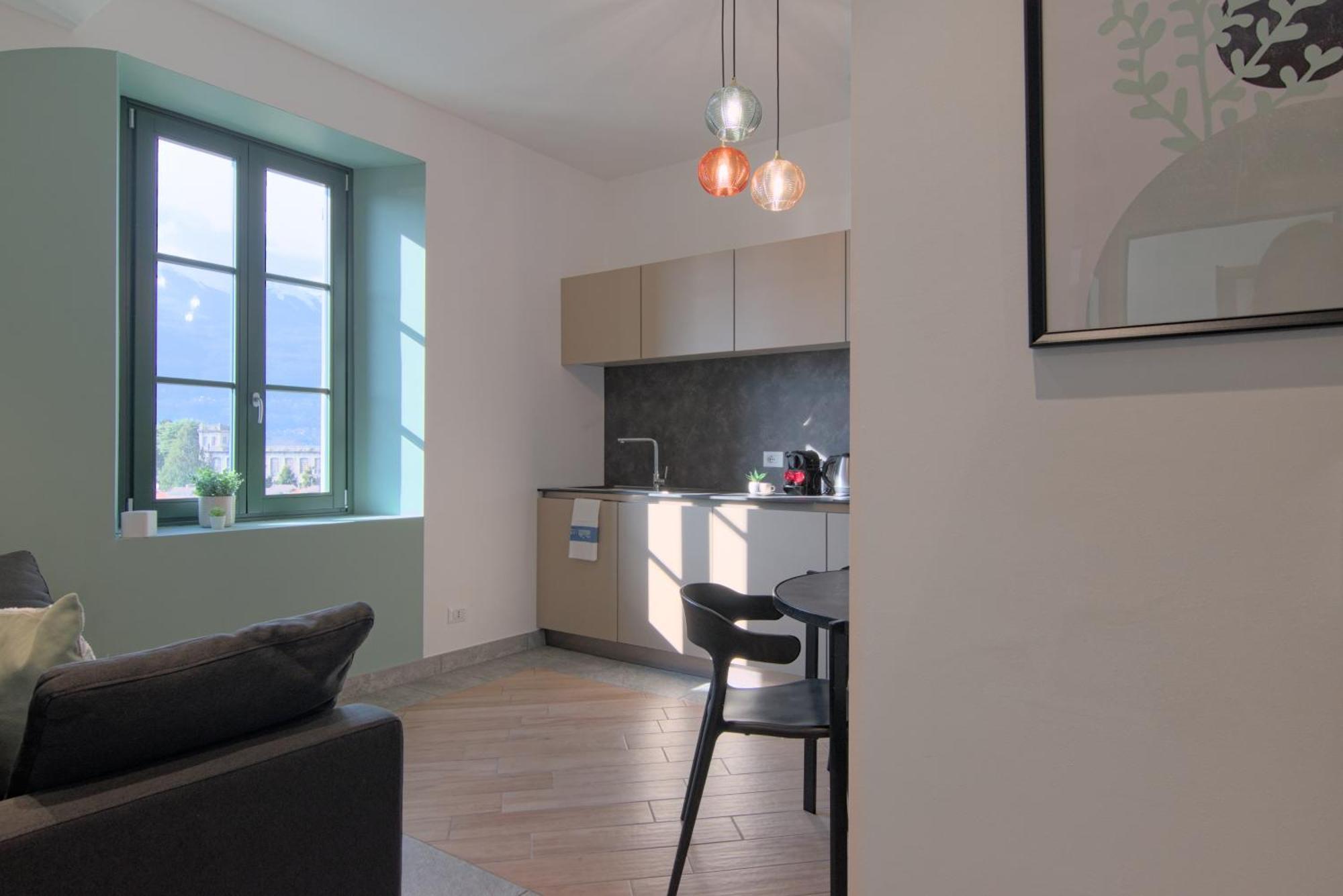 Ca Del Lasco - Modern Apartments In Classic Villa Беллано Екстер'єр фото